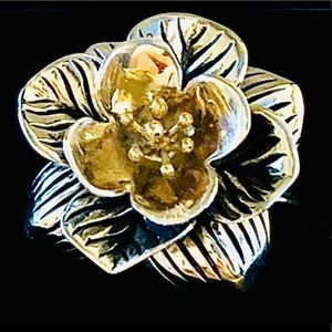 Vintage Artisan Sterling 925 and Gold Flower Ring